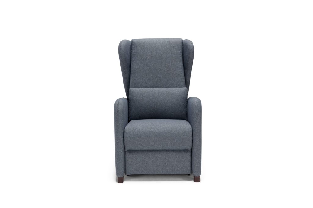 Poltrona relax alzapersona Mira grigio-blu, vista frontale – Maraflex Stabio